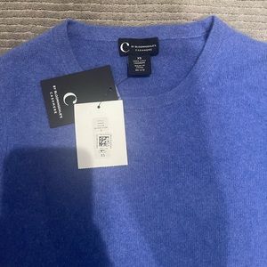 Bloomingdale’s Cashmere crew neck